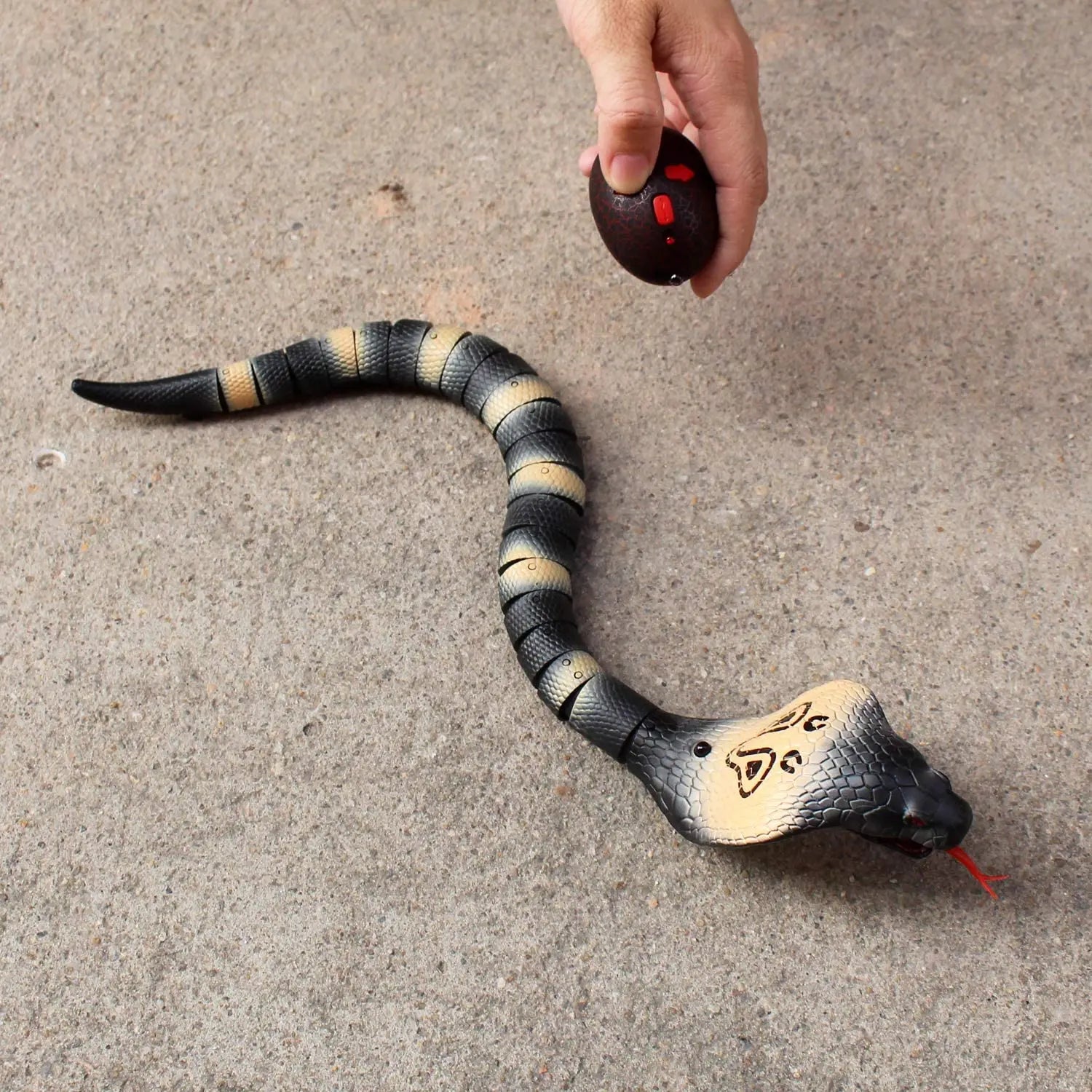 Electric Simulated Cobra Viper Toy